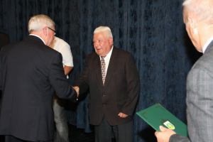 Gospod Peter Podgoršek je eden izmed prvih članov, takrat še krožka, sedaj Avto-moto društva Pohorje.